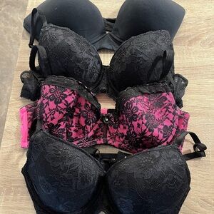 Bundle of 4 Bra’s